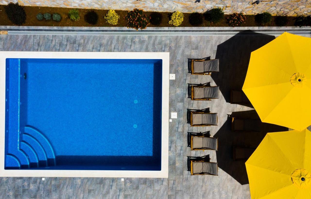 Donji Okrug  Apartments Care מראה חיצוני תמונה