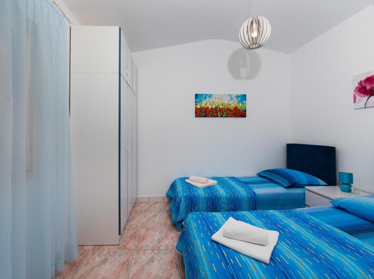 Donji Okrug  Apartments Care מראה חיצוני תמונה