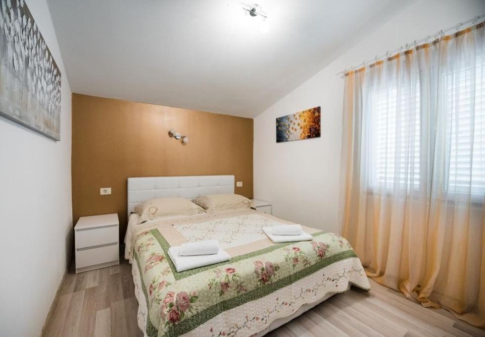Donji Okrug  Apartments Care מראה חיצוני תמונה