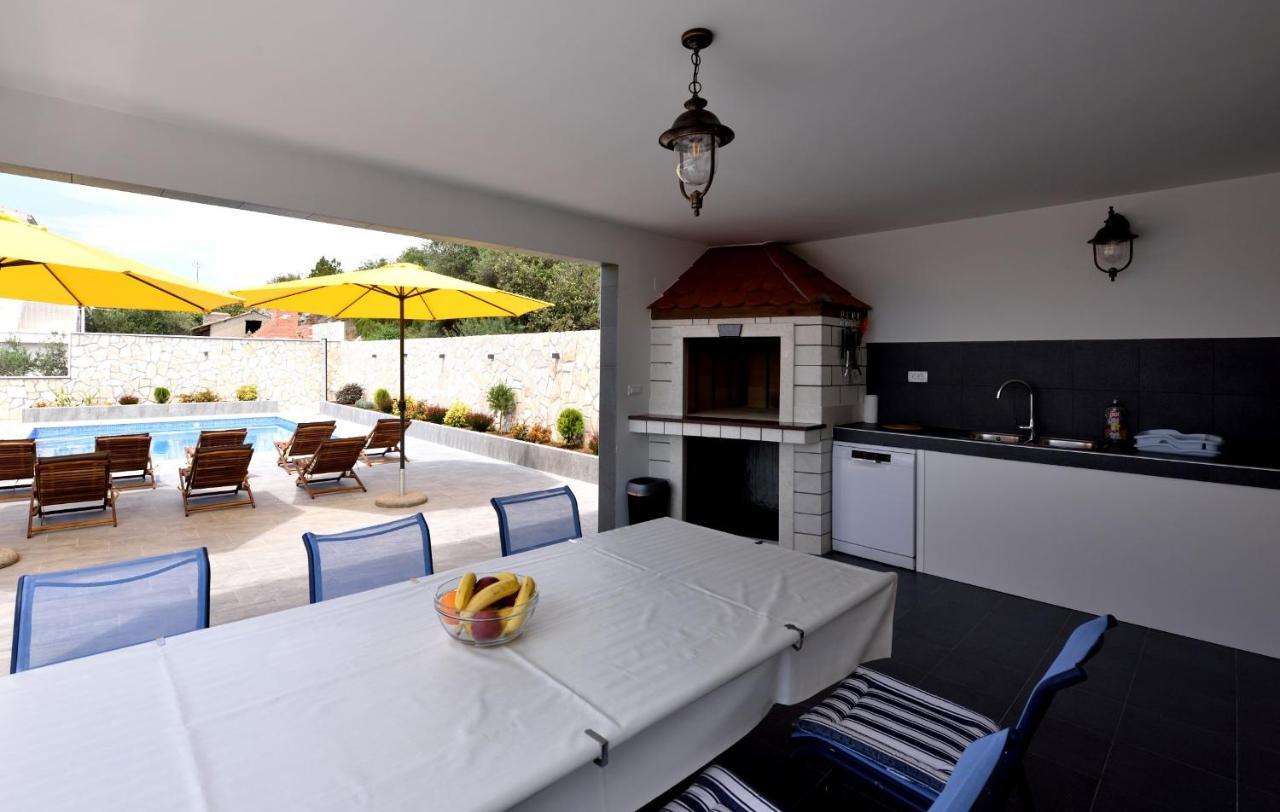 Donji Okrug  Apartments Care מראה חיצוני תמונה