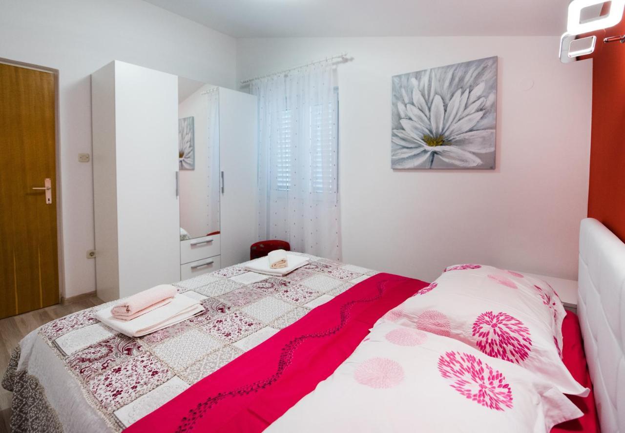 Donji Okrug  Apartments Care מראה חיצוני תמונה